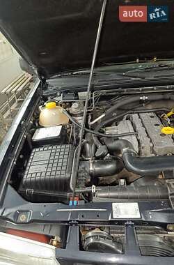 Внедорожник / Кроссовер Opel Frontera 1998 в Днепре