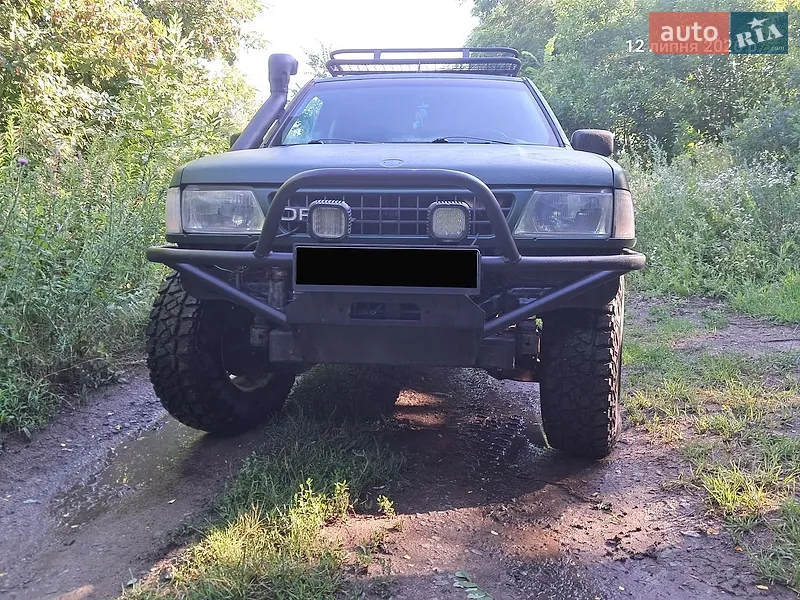 Opel Frontera 1998
