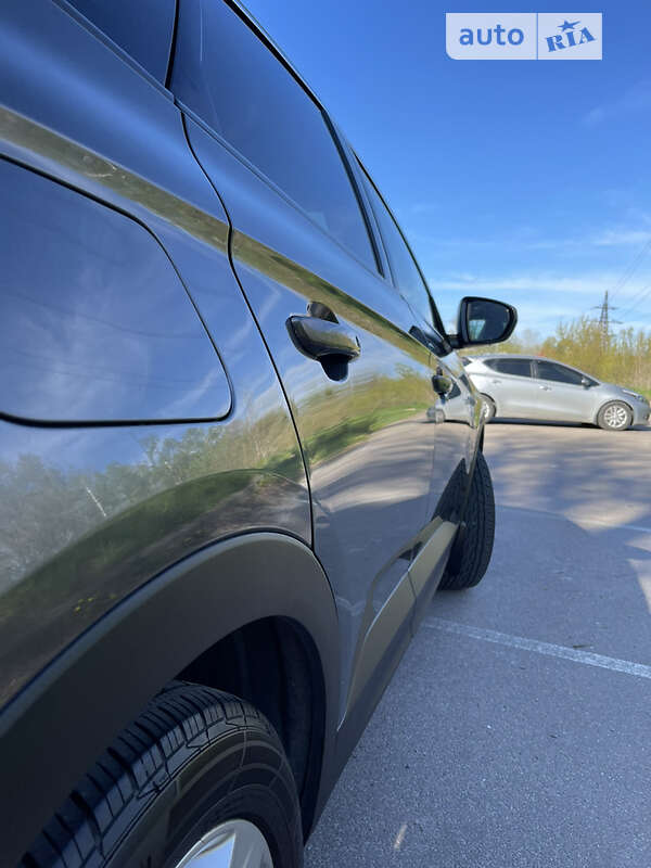 Внедорожник / Кроссовер Opel Grandland X 2019 в Вишневом