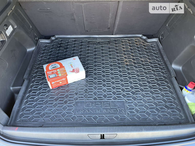 Внедорожник / Кроссовер Opel Grandland X 2019 в Вишневом
