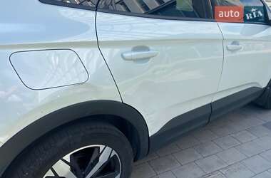 Позашляховик / Кросовер Opel Grandland X 2021 в 