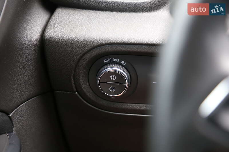 Внедорожник / Кроссовер Opel Grandland X 2019 в Киеве