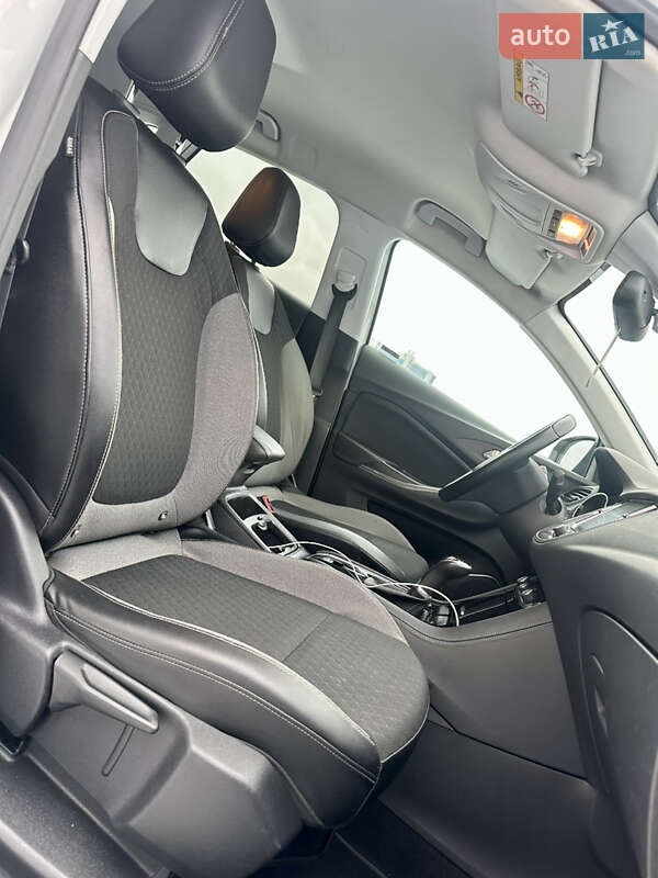 Позашляховик / Кросовер Opel Grandland X 2018 в Києві фото 50 Позашляховик / Кросовер Opel Grandland X 2018 в Києві