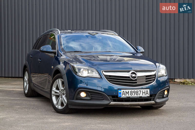 Универсал Opel Insignia Country Tourer 2016 в 
