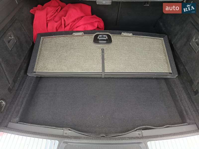 Универсал Opel Insignia Country Tourer 2015 в Голобах