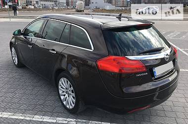 Универсал Opel Insignia 2011 в Львове