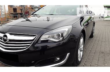 Седан Opel Insignia 2015 в Ивано-Франковске