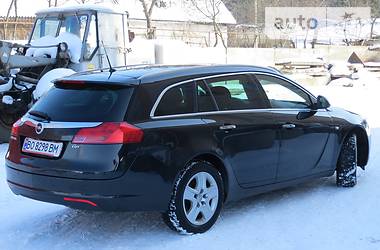 Універсал Opel Insignia 2010 в Тернополі