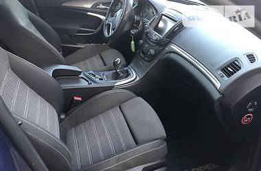 Седан Opel Insignia 2014 в 