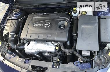 Седан Opel Insignia 2014 в 
