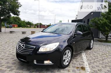 Універсал Opel Insignia 2012 в Івано-Франківську