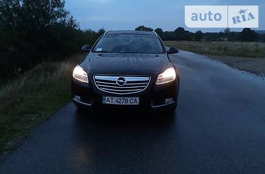 Универсал Opel Insignia 2013 в Калуше