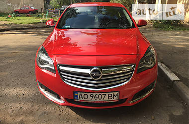 Хетчбек Opel Insignia 2014 в Ужгороді