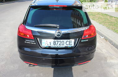 Універсал Opel Insignia 2010 в 