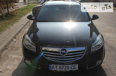 Універсал Opel Insignia 2010 в 