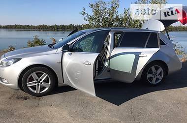 Универсал Opel Insignia 2010 в Днепре