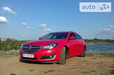 Універсал Opel Insignia 2014 в Запоріжжі