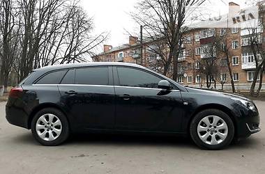 Универсал Opel Insignia 2014 в Староконстантинове