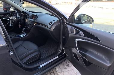 Седан Opel Insignia 2010 в 