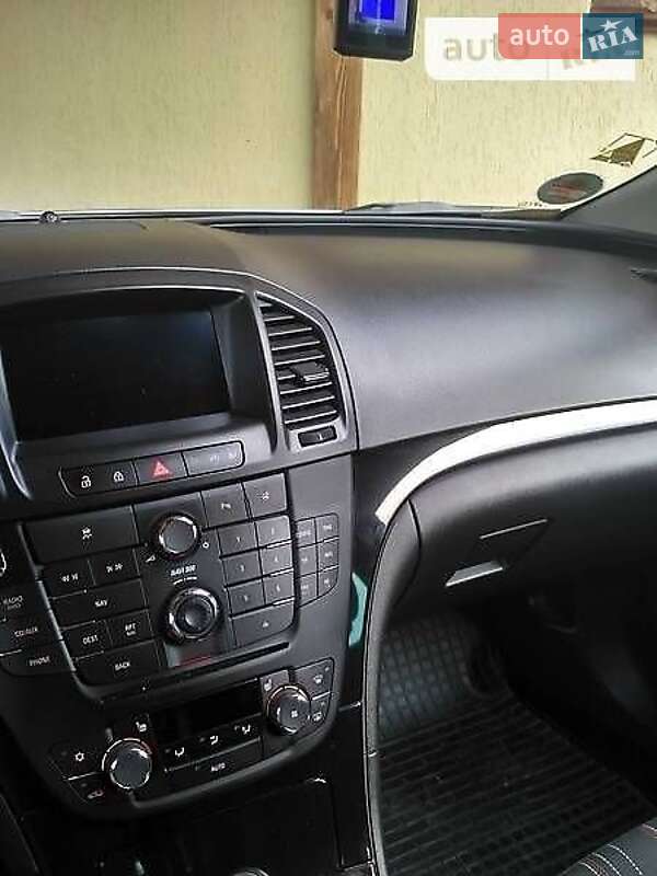 Універсал Opel Insignia 2012 в Івано-Франківську