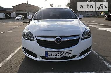 Универсал Opel Insignia 2015 в Киеве