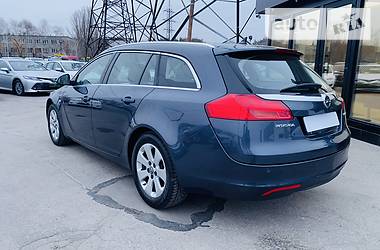 Універсал Opel Insignia 2011 в 