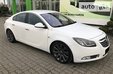 Седан Opel Insignia 2010 в 