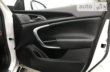 Седан Opel Insignia 2010 в 