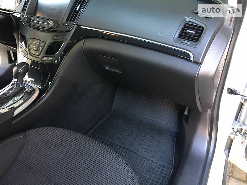 Універсал Opel Insignia 2014 в Херсоні
