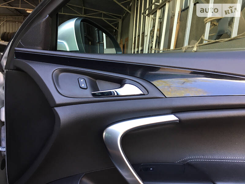 Універсал Opel Insignia 2014 в Херсоні