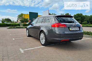 Універсал Opel Insignia 2012 в 
