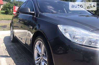 Универсал Opel Insignia 2012 в Ровно