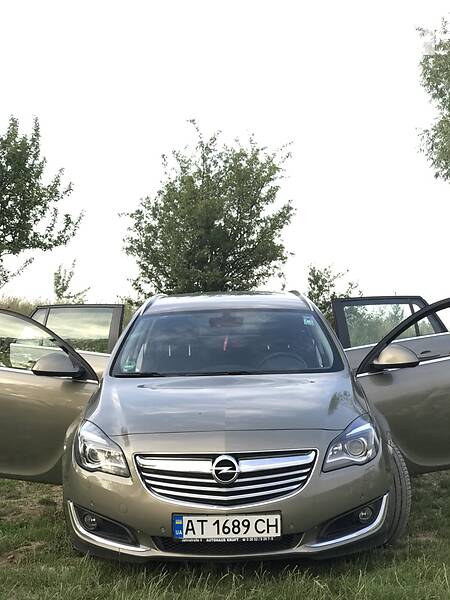 Универсал Opel Insignia 2013 в Ивано-Франковске