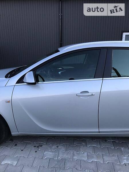 Універсал Opel Insignia 2014 в Стрию