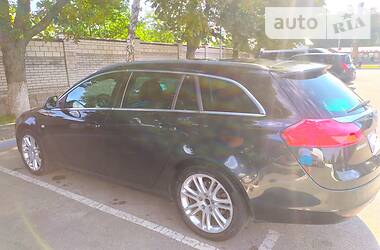 Универсал Opel Insignia 2010 в Киеве