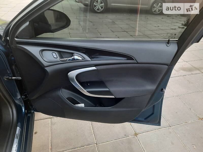 Универсал Opel Insignia 2014 в Луцке