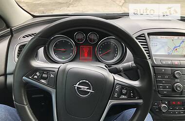 Седан Opel Insignia 2013 в Киеве