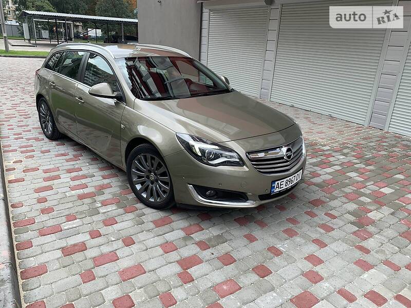 Универсал Opel Insignia 2014 в Днепре