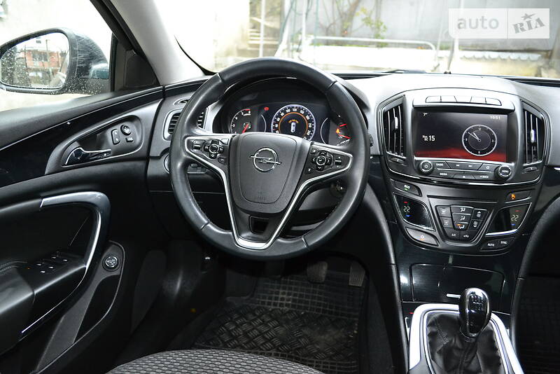 Универсал Opel Insignia 2014 в Сваляве