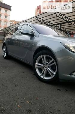 Универсал Opel Insignia 2011 в Ровно