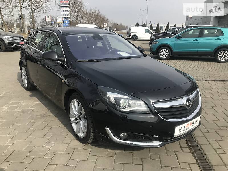 Універсал Opel Insignia 2015 в Миколаєві