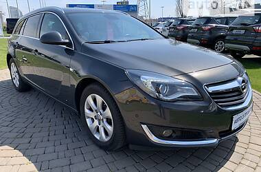 Универсал Opel Insignia 2015 в Киеве