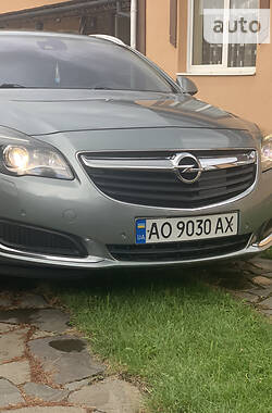 Універсал Opel Insignia 2014 в Мукачевому