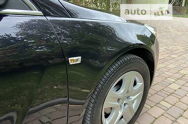 Універсал Opel Insignia 2010 в Харкові