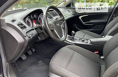 Універсал Opel Insignia 2010 в Харкові