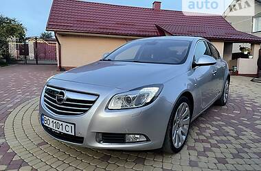 Седан Opel Insignia 2009 в Тернополе