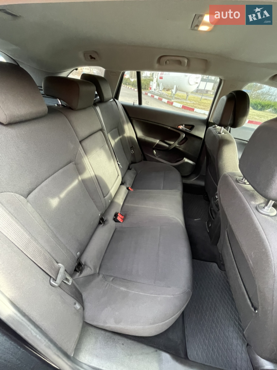 2012 Opel Insignia - мініатюра 6