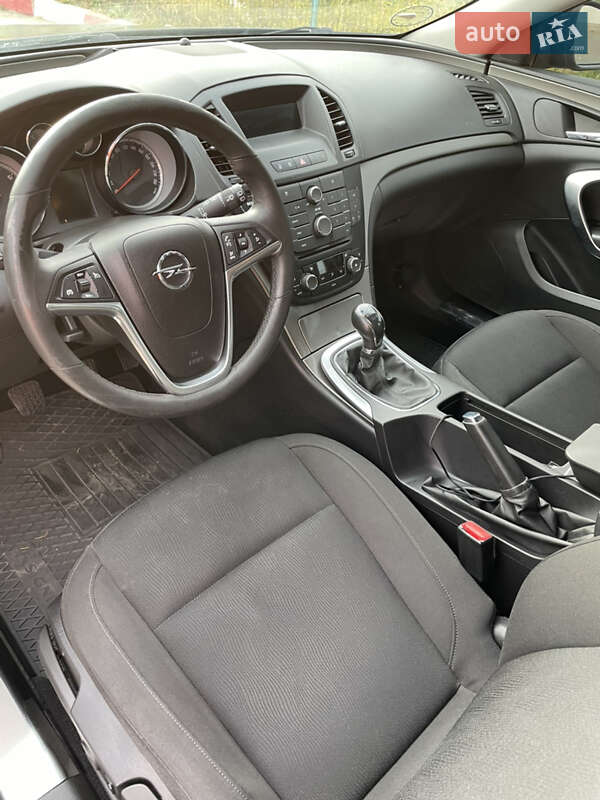 Универсал Opel Insignia 2012 в Тетиеве