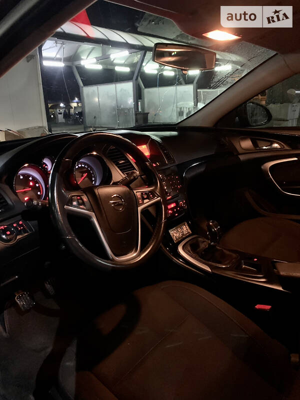 Универсал Opel Insignia 2010 в Киеве фото 12 Универсал Opel Insignia 2010 в Киеве