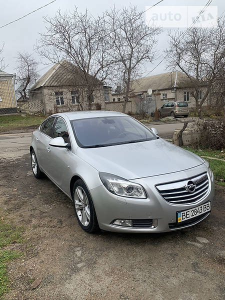 Седан Opel Insignia 2012 в Николаеве